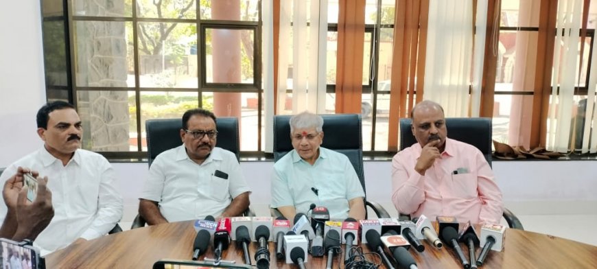 काँग्रेसच्या भूमिकेचे वंचित कडून स्वागत- प्रकाश आंबेडकर