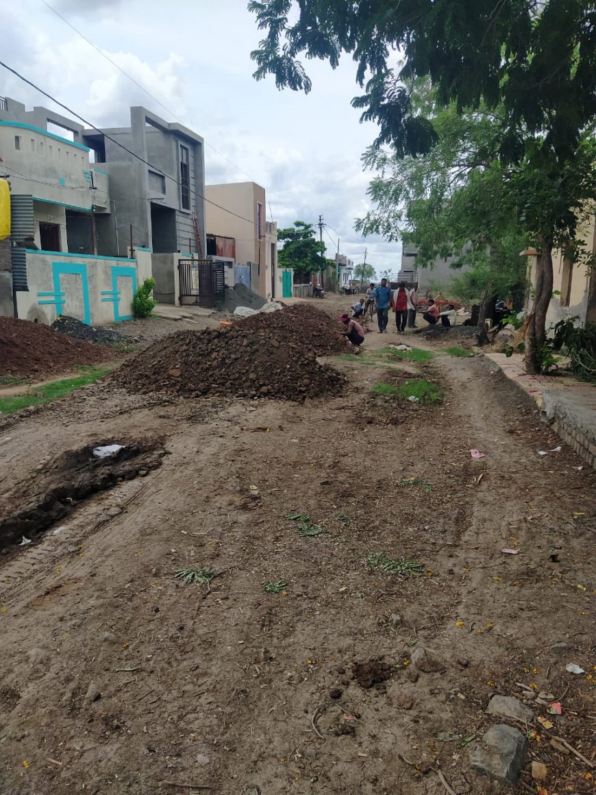 अखेर निंभोरा येथील ग्रामस्थांनी रस्त्याचे काम सुरू केले !!