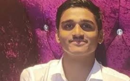 केवळ 13,000 रुपये पगारावर, गर्लफ्रेंडला आलीशान कार आणि फ्लॅट गिफ्ट; क्रीडा संकुलास 21 कोटी रुपयांचा गंडा