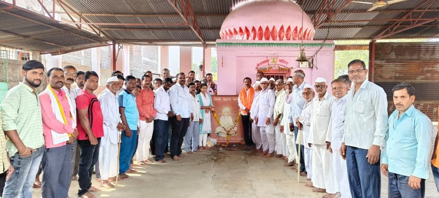 सोयगावात दत्त मंदिरात संत श्री जगनाडे महाराज यांना अभिवादन--