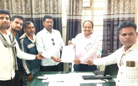 ग्रापंचायत संगणक परिचालक यांचे बेमुदत काम बंद आंदोलन !!