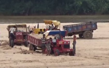 भूगाव रेती घाटावर तस्करांकडून बेसुमार लुट!!